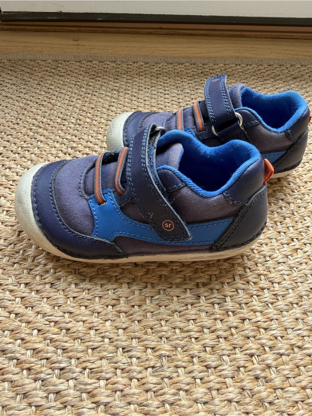 Stride Rite Soft Motion Kylin Sneakers – Toddler Size 6 (Navy/Blue) - Picture 5 of 9